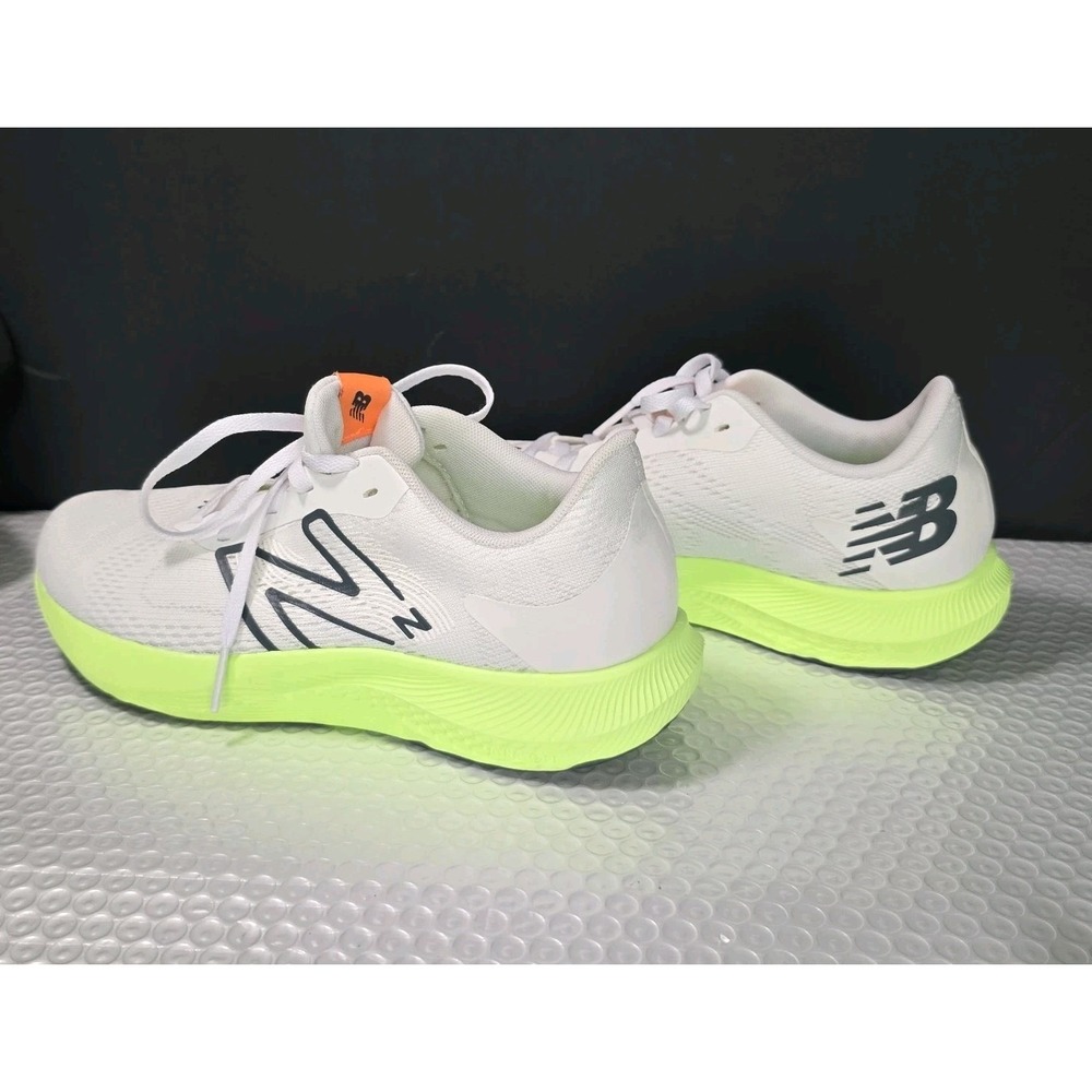 New Balance DynaSoft V2 Running Shoe Sz W 7 M 5.5 - Picture 11 of 15